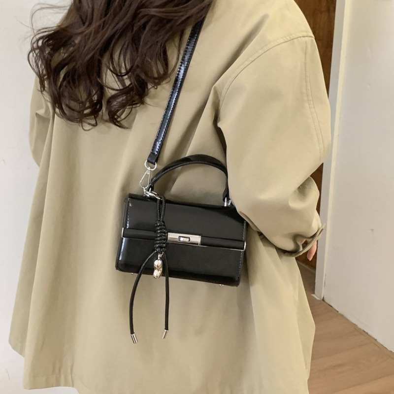 High End Leather Luxury Fashio - Vintage Fashion In Paris 评论和价格