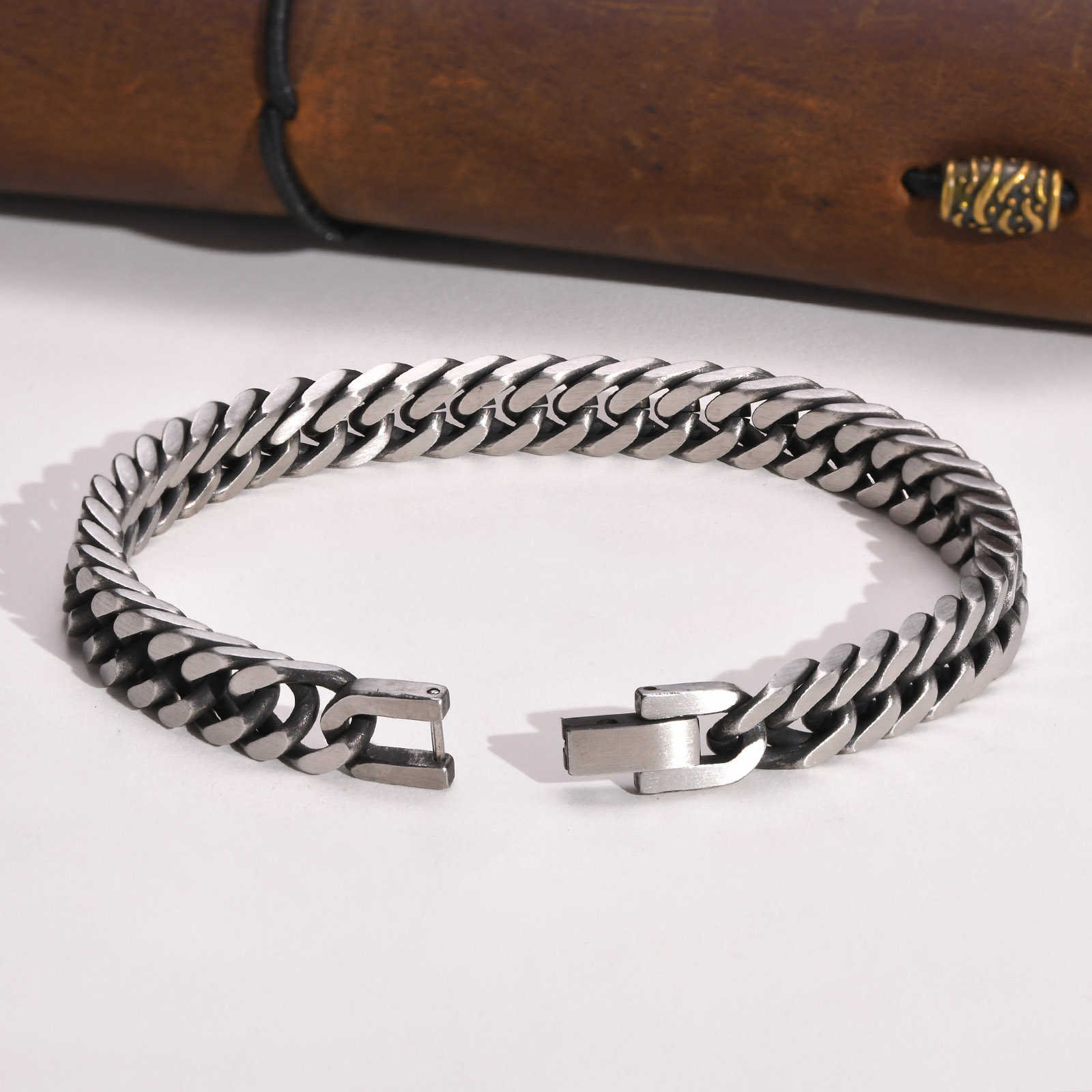 Vnox Chunky Retro Cuban Chain  - Vintage Fashion Outfits Men 评论和价格